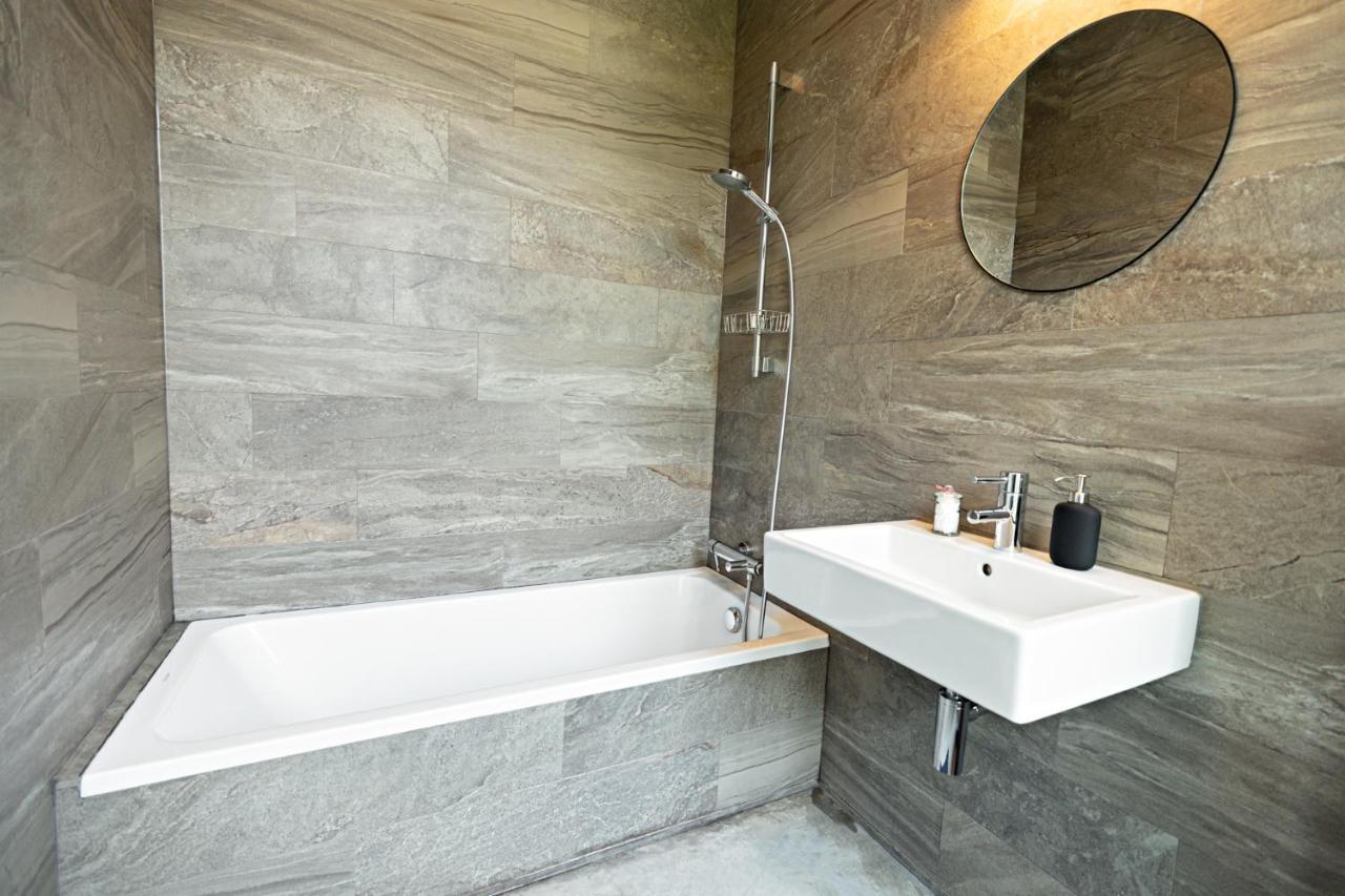 Luxury Suites South By Rikas Hotels 안트베르펜 외부 사진